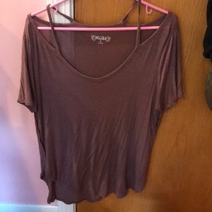 Mudd shoulder cut out top